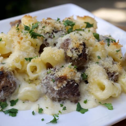 Mac Cheese Meatball Bake